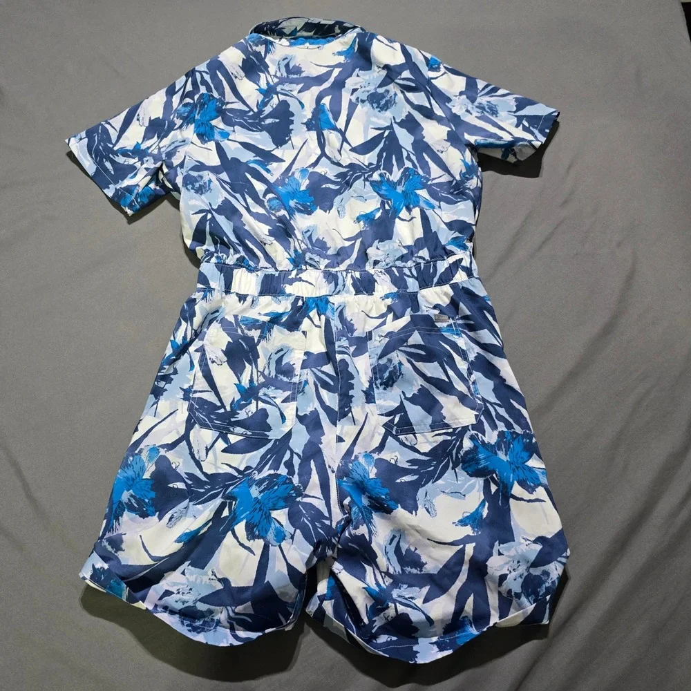 Columbia Romper Women M Blue White Floral Tropical Leaf Print Short Sleeve PFG
